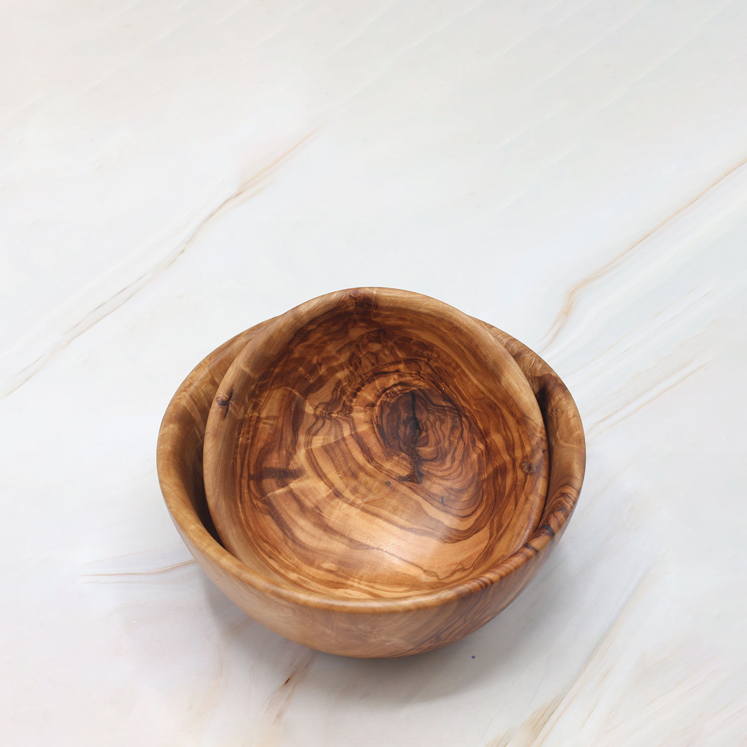 Set of 2 Medium Olive Wood Bowls – Handcrafted Natural Serving Bowls 3 Set of 2 Medium Olive Wood Bowls – Handcrafted Natural Serving Bowls - Image 3