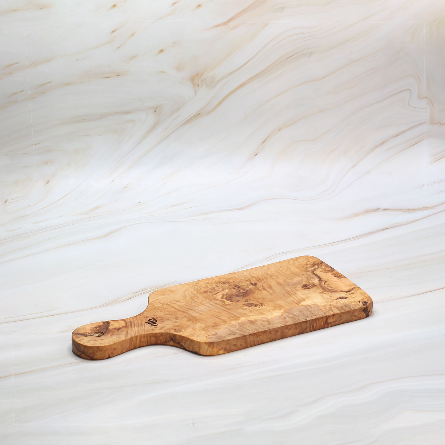 Olive Wood Cutting Board with Handle – Natural Kitchen Board 2 Olive Wood Cutting Board with Handle – Natural Kitchen Board - Image 2