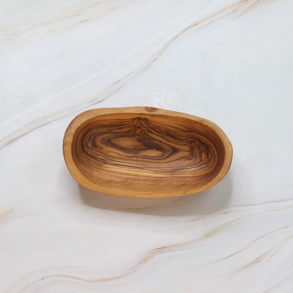 Olive Wood Irregular Bowl – Handcrafted & Unique 3 Olive Wood Irregular Bowl – Handcrafted & Unique - Image 3