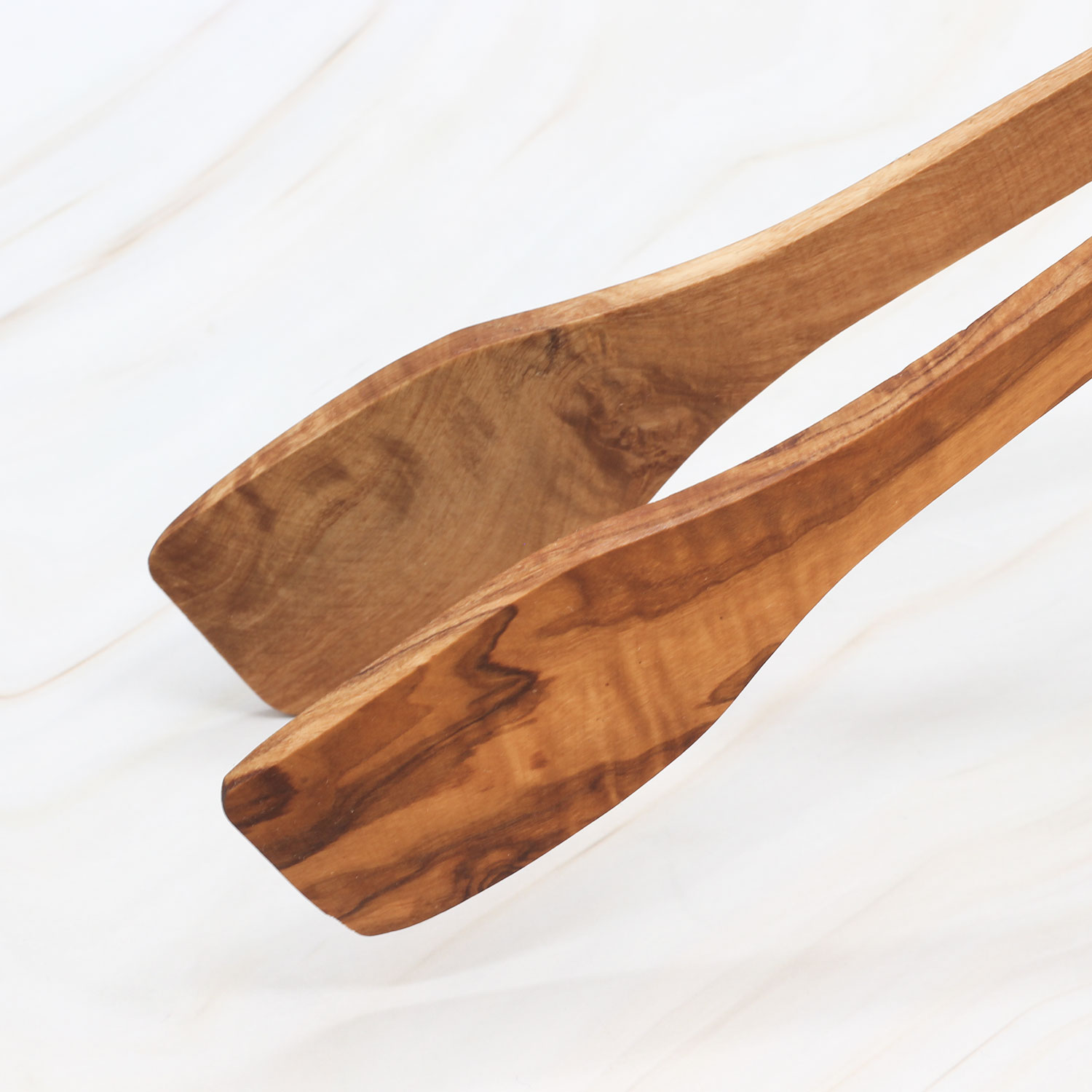 Olive Wood BBQ Clips – Natural & Durable Grilling Tongs 3 Olive Wood BBQ Clips – Natural & Durable Grilling Tongs - Image 3